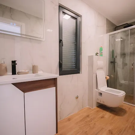 Villa House By The River Sturba